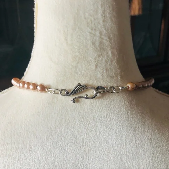 Handcrafted repurpose grey moon glow teardrop pendant Czech glass Pearl necklace - Picture 7 of 9